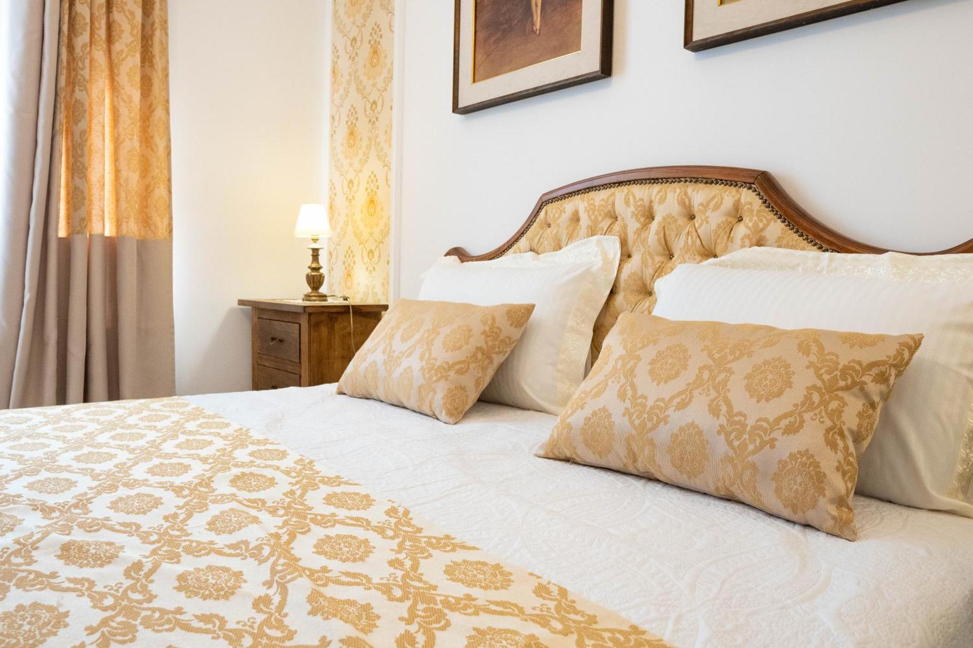 Villa Glanz Antique Paradise Near The Sea *