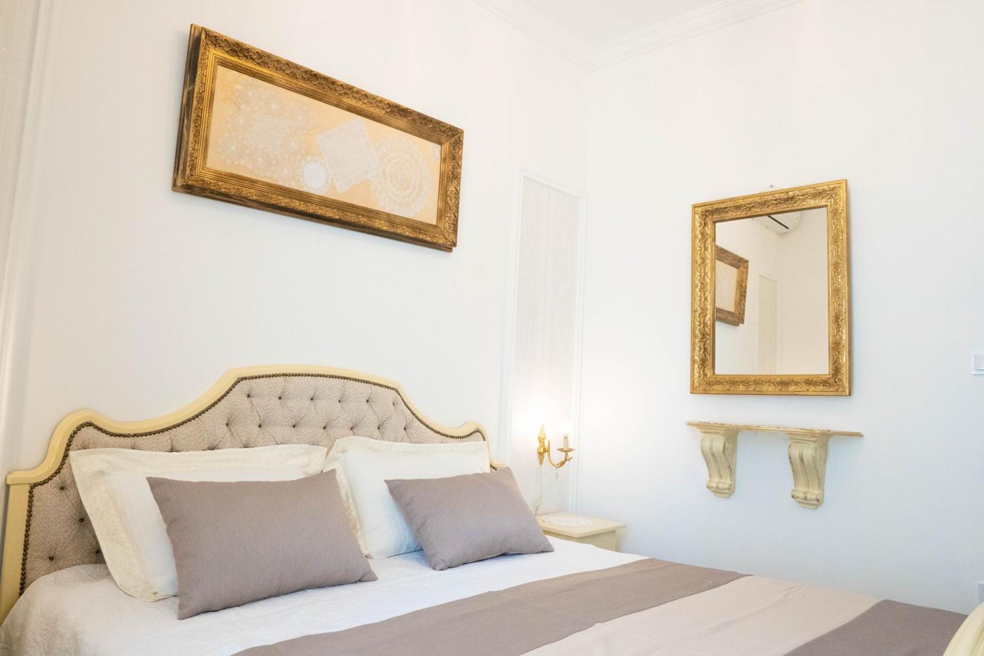 Glanz Antique Paradise Near The Sea Kotor